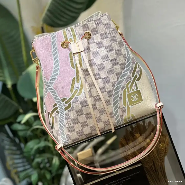 Fashionreps Bag 2304DJ0119 LV 0518